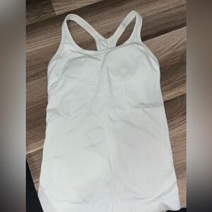 Lululemon razorback tank